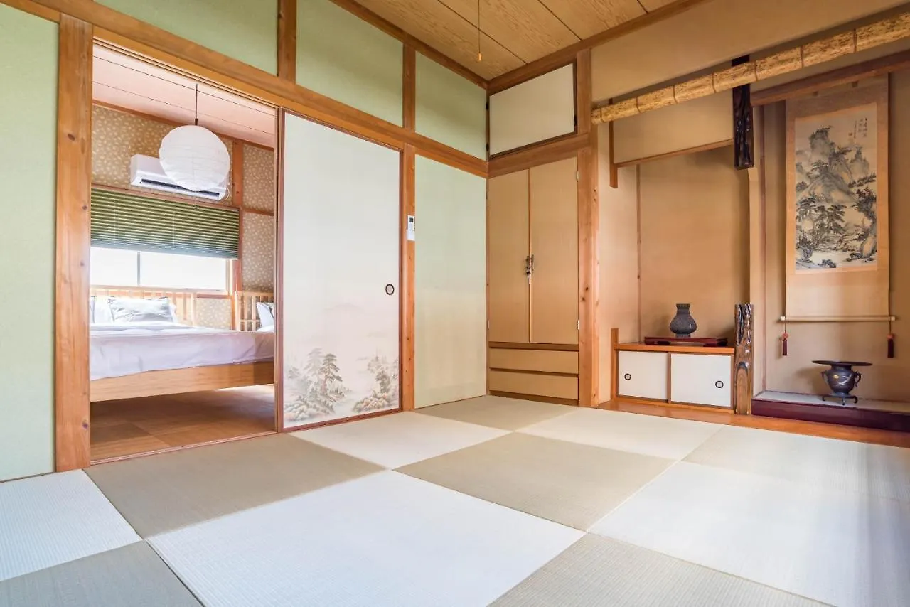 Tino Kawara Villa Osaka